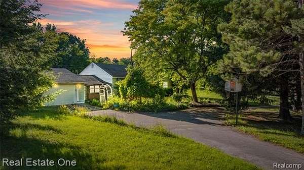 2 Acres of Land with Home for Sale in Clarkston, Michigan