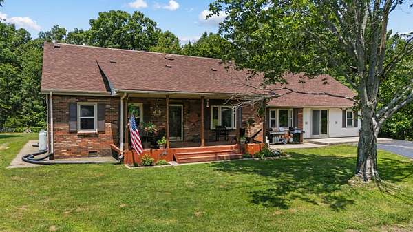 5.54 Acres of Land with Home for Sale in Frenchburg, Kentucky