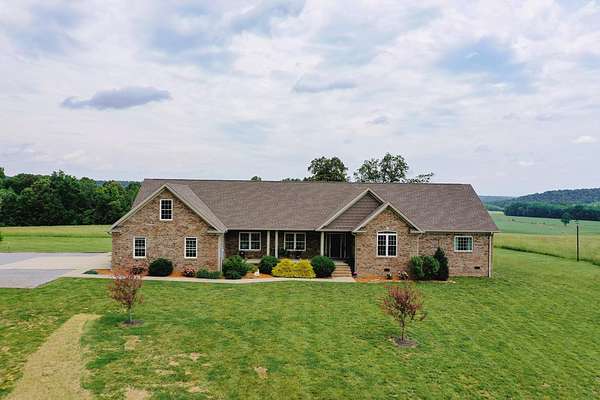 107 Acres of Recreational Land with Home for Sale in Marion, Kentucky