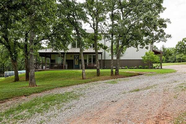 10 Acres of Land with Home for Sale in Arcadia, Oklahoma