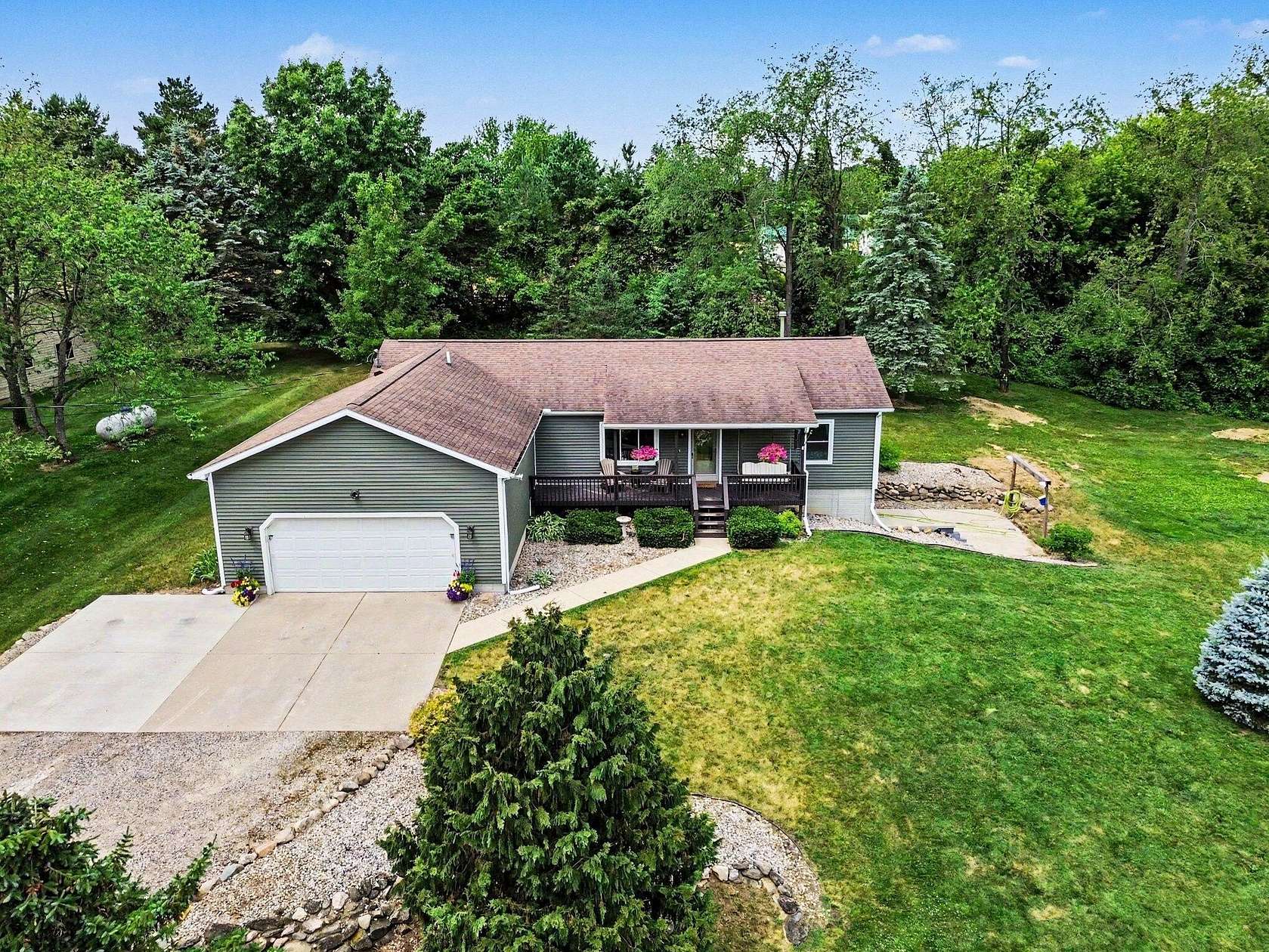 2 Acres of Land with Home for Sale in Brooklyn, Michigan