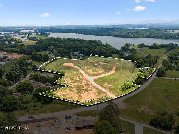 12.1 Acres of Recreational & Residential Land for Sale in Vonore, Tennessee