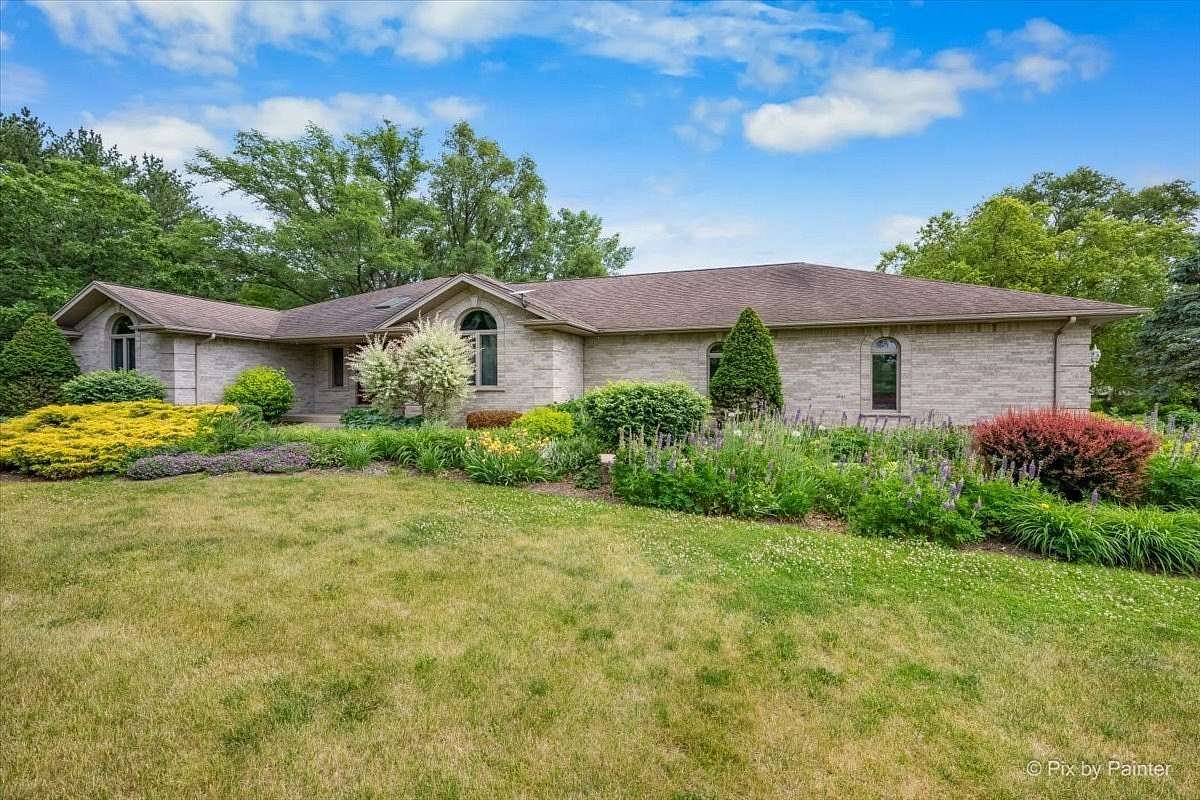 4.5 Acres of Land with Home for Sale in Marengo, Illinois