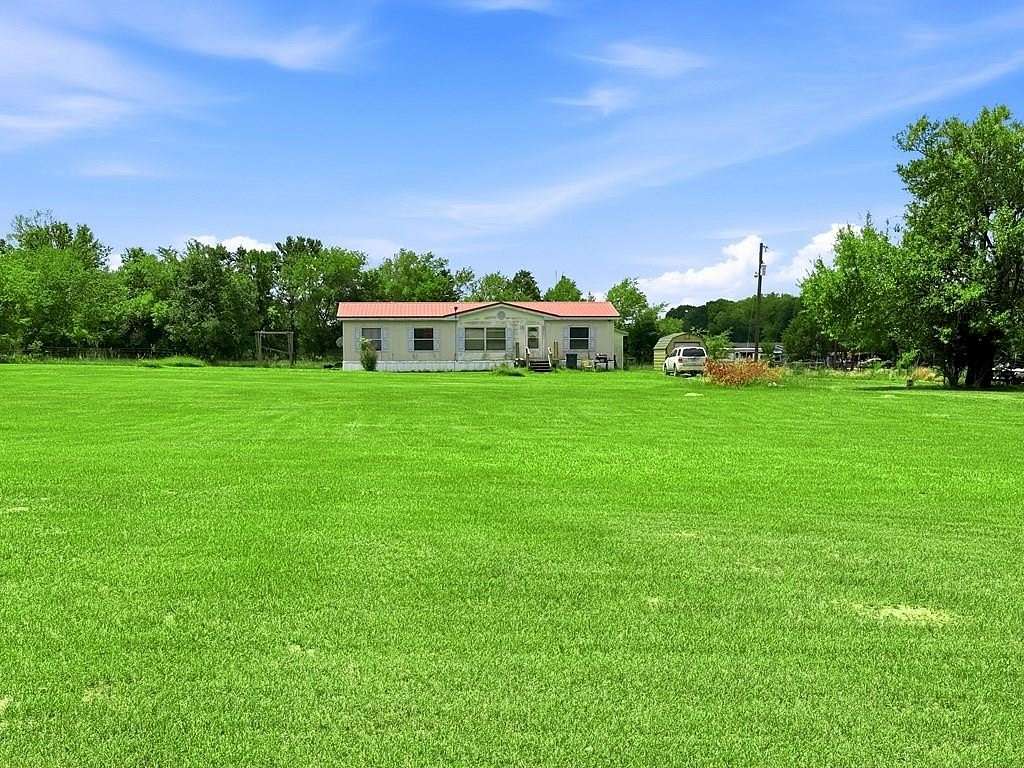 2 Acres of Land with Home for Sale in Canton, Texas