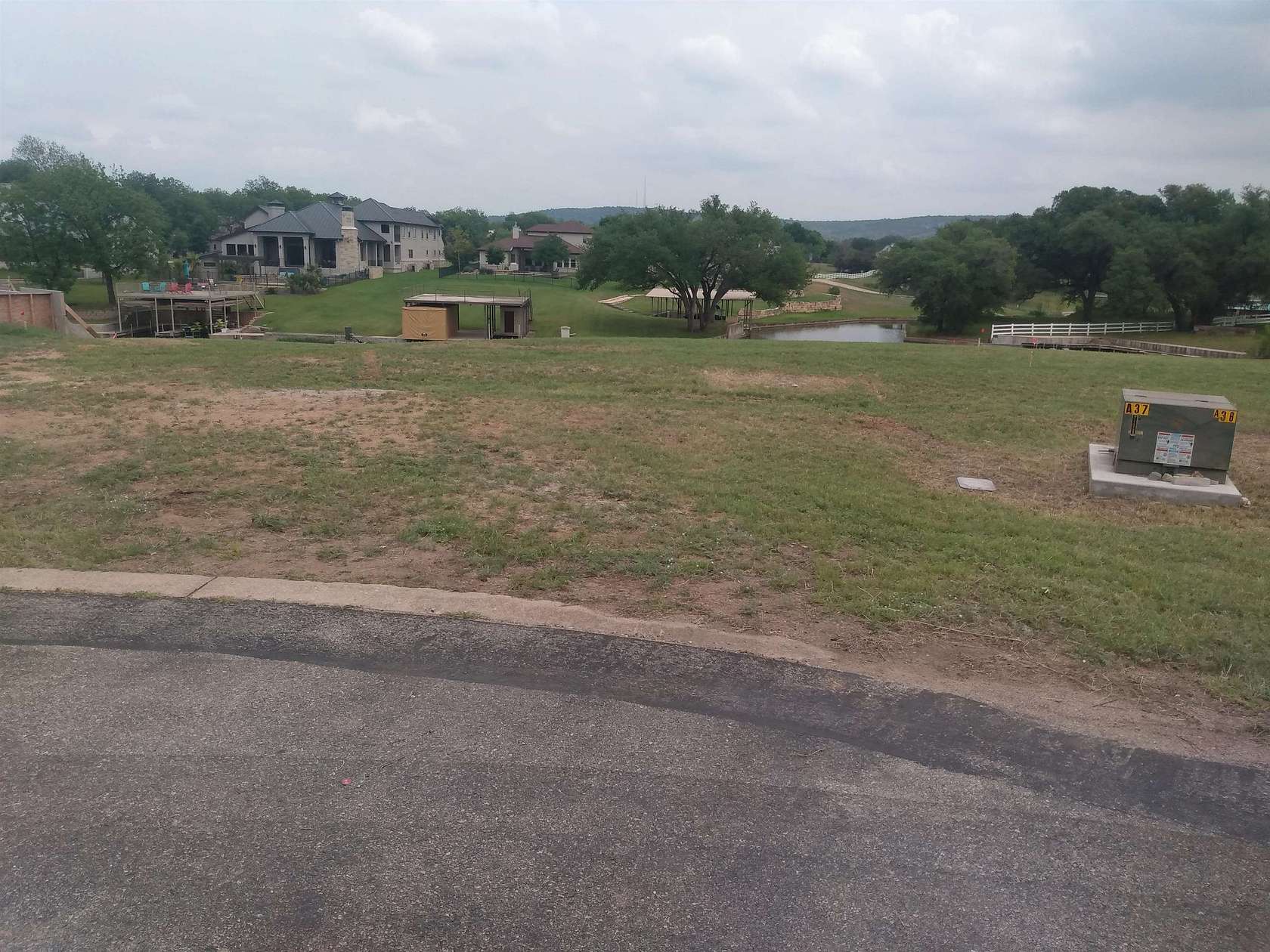0.39 Acres of Residential Land for Sale in Kingsland, Texas