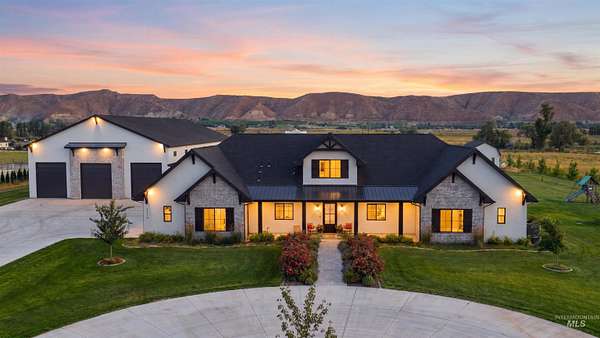 5 Acres of Land with Home for Sale in Emmett, Idaho