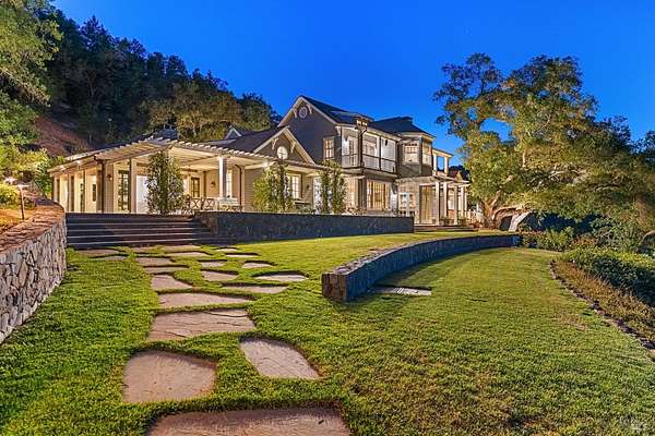 14 Acres of Land with Home for Sale in St. Helena, California