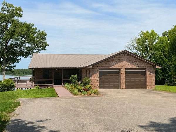 2.5 Acres of Land with Home for Sale in Fulton, Mississippi