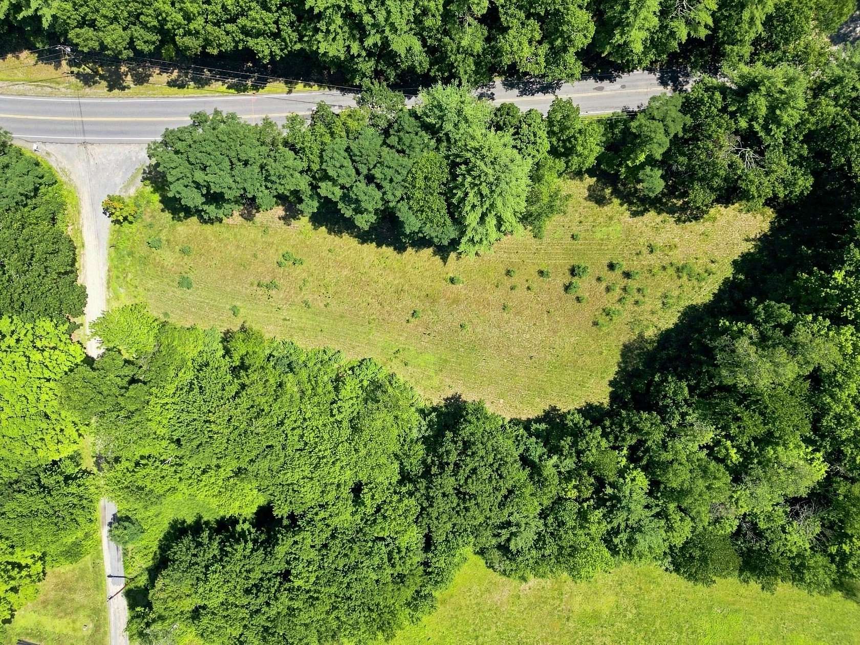 4.35 Acres of Residential Land for Sale in Amherst, New Hampshire
