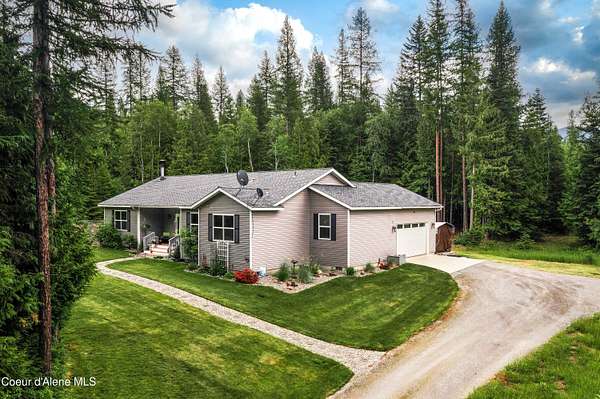 8.73 Acres of Land with Home for Sale in Sandpoint, Idaho