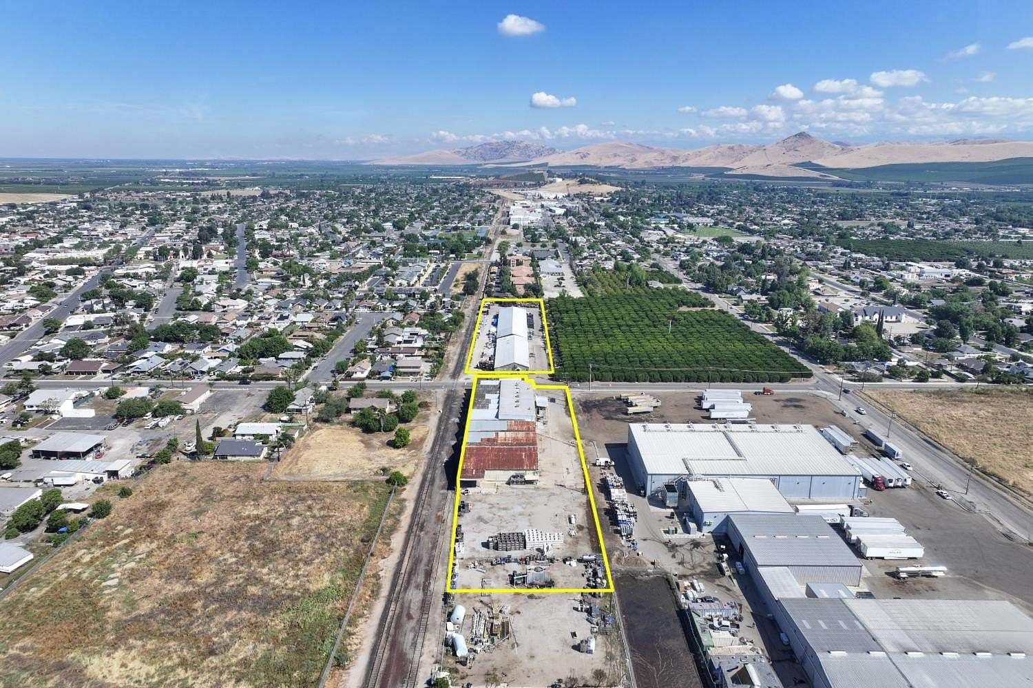4.4 Acres of Improved Commercial Land for Sale in Lindsay, California