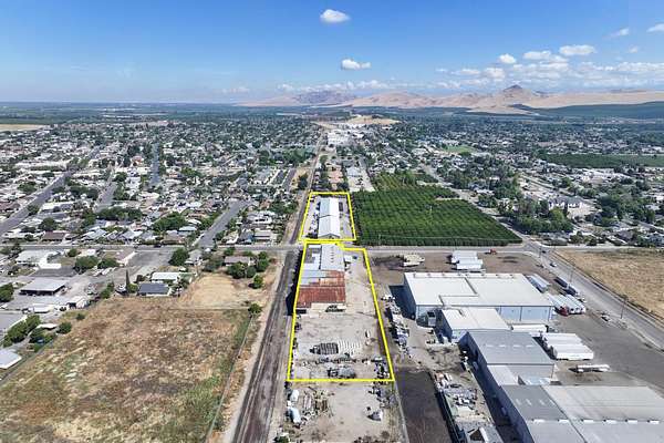 4.4 Acres of Improved Commercial Land for Sale in Lindsay, California