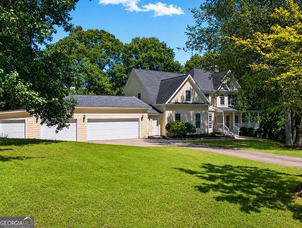 2 Acres of Residential Land for Sale in Gainesville, Georgia