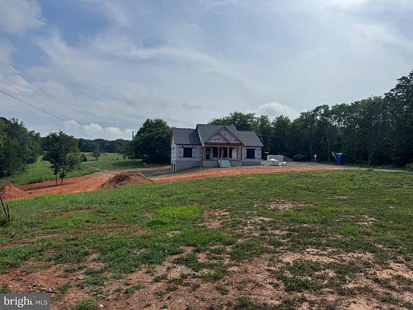4.22 Acres of Land with Home for Sale in Louisa, Virginia