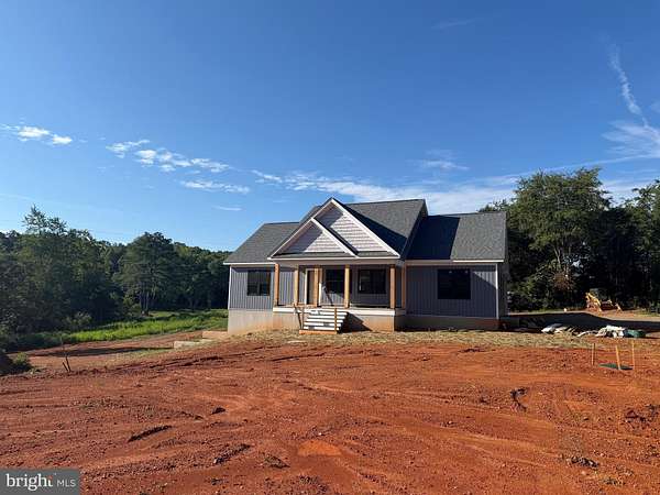 4.22 Acres of Land with Home for Sale in Louisa, Virginia