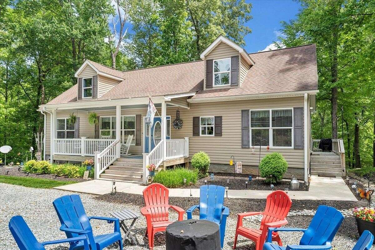 3.42 Acres of Land with Home for Sale in Moneta, Virginia
