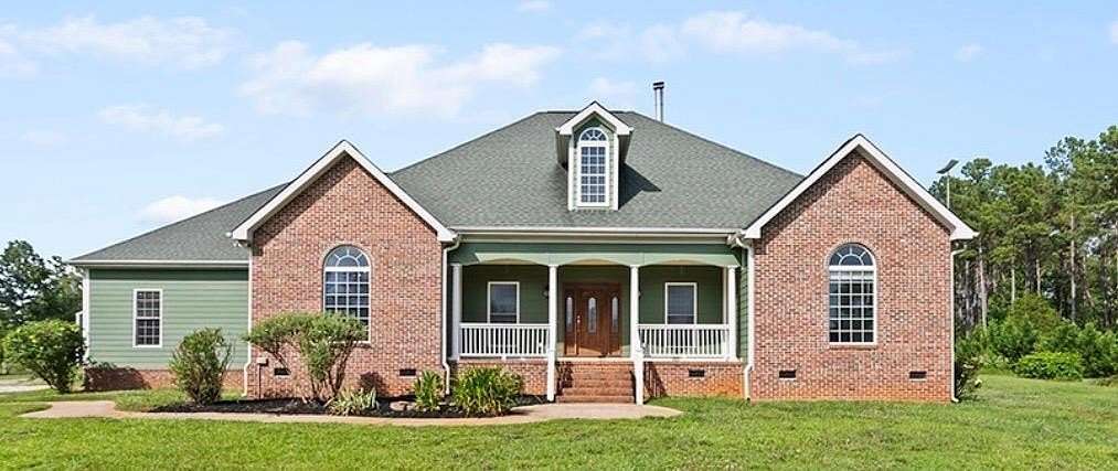 10 Acres of Land with Home for Sale in Greenwood, South Carolina