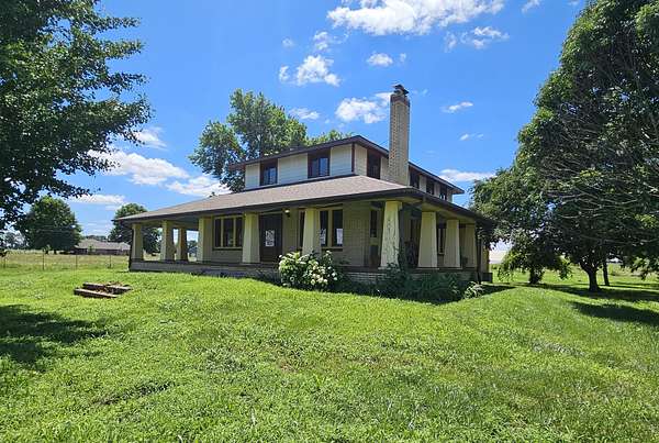 8 Acres of Land with Home for Sale in Marionville, Missouri