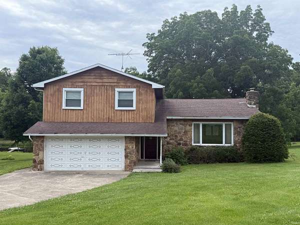 30 Acres of Land with Home for Sale in Spencer, Indiana