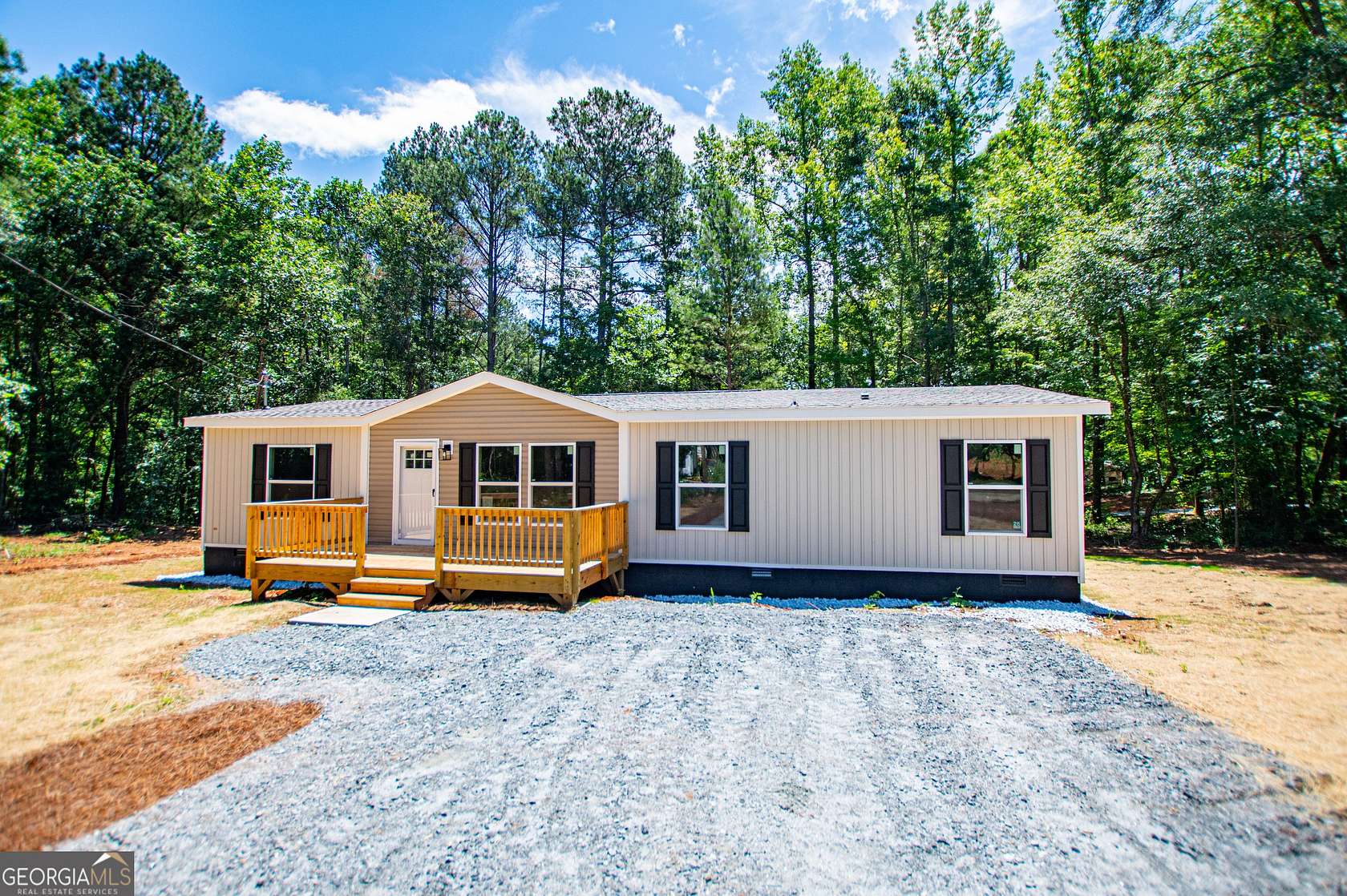 3.1 Acres of Land with Home for Sale in Temple, Georgia
