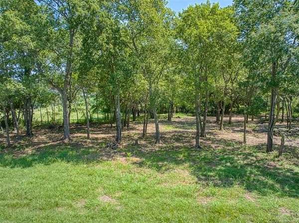0.33 Acres of Residential Land for Sale in Calera, Oklahoma
