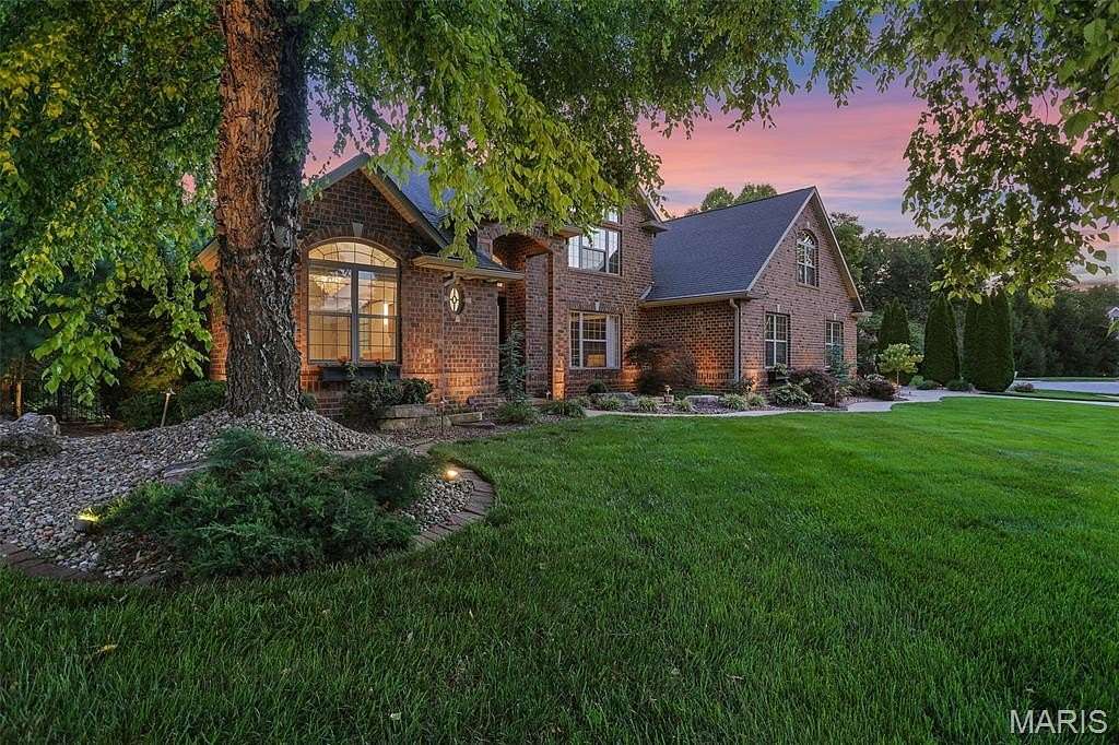 2.63 Acres of Land with Home for Sale in Caseyville, Illinois