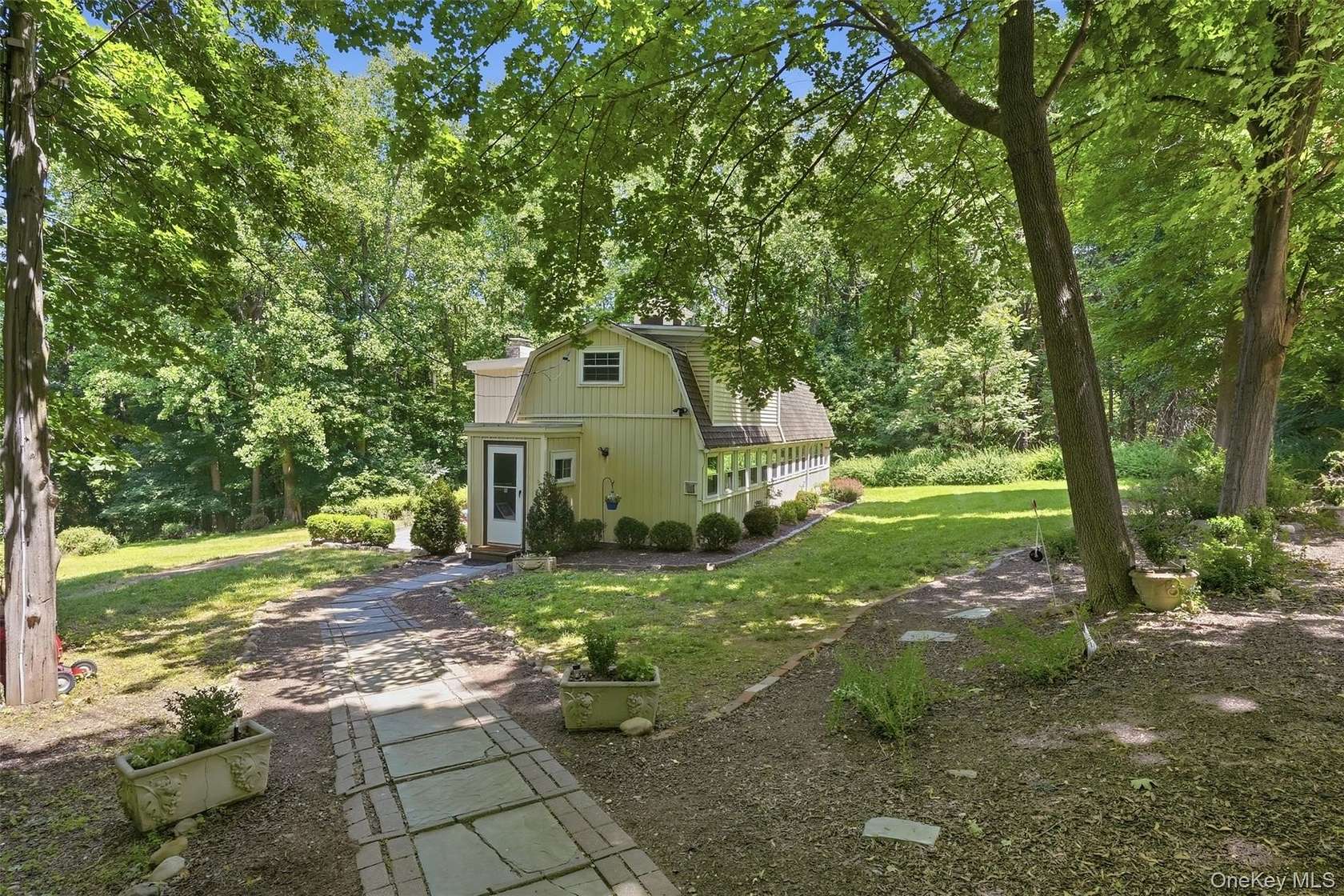 6 Acres of Land with Home for Sale in Cornwall-on-Hudson, New York