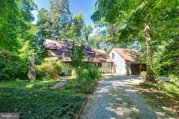5 Acres of Land with Home for Sale in Hampstead, Maryland