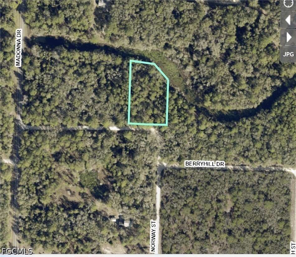 1.13 Acres of Residential Land for Sale in Webster, Florida