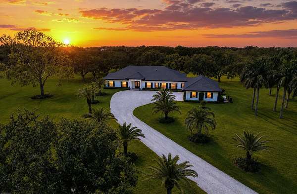 14.2 Acres of Land with Home for Sale in Wellington, Florida