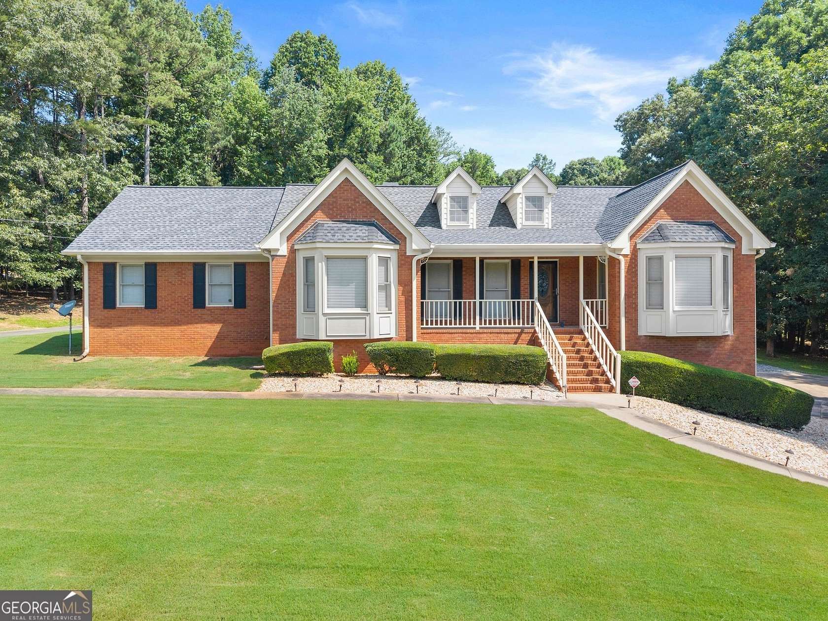 2.19 Acres of Land with Home for Sale in Cumming, Georgia