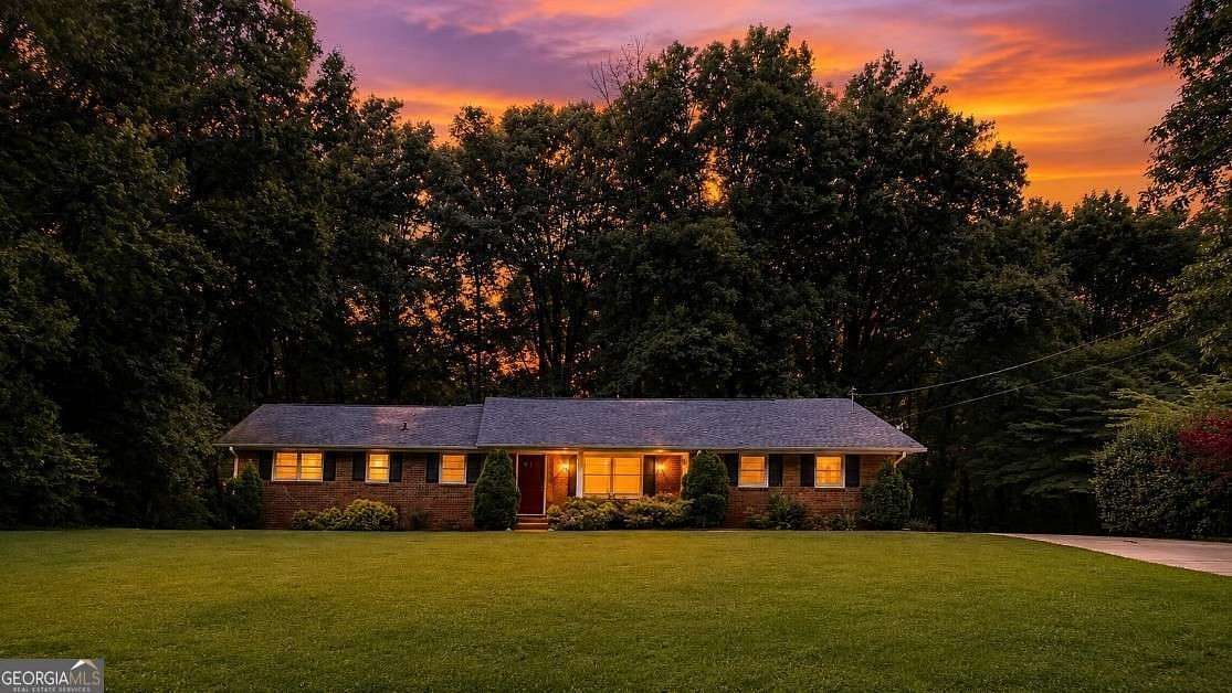 1.5 Acres of Land with Home for Sale in Dallas, Georgia