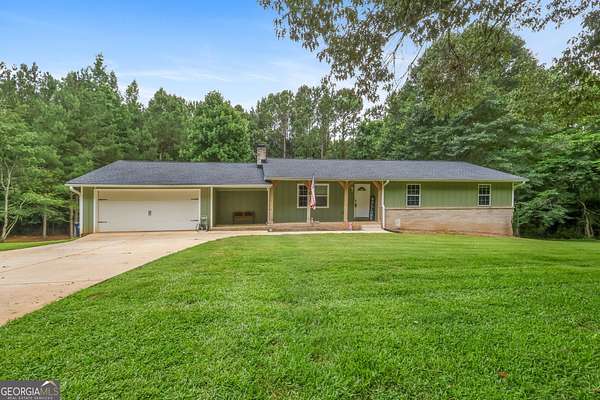 3.84 Acres of Land with Home for Sale in Griffin, Georgia