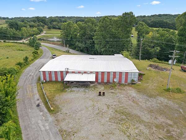 4.2 Acres of Improved Mixed-Use Land for Sale in Pikeville, Tennessee