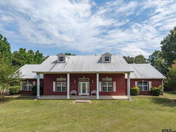 5 Acres of Land with Home for Sale in Tyler, Texas