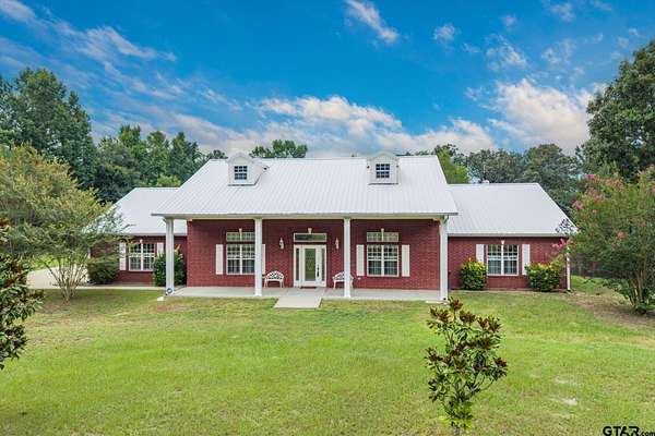 5 Acres of Land with Home for Sale in Tyler, Texas