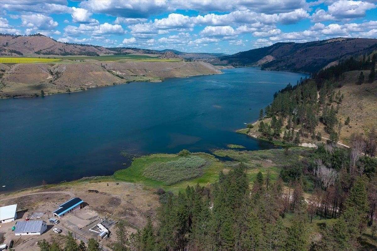 1.86 Acres of Land for Sale in Davenport, Washington