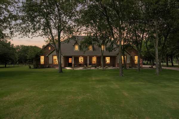 1.56 Acres of Land with Home for Sale in Royse City, Texas
