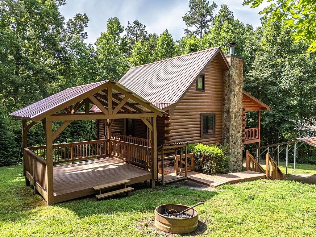 2.36 Acres of Land with Home for Sale in Blairsville, Georgia