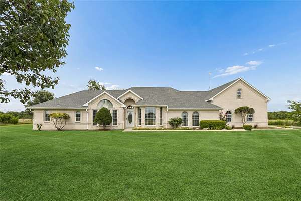 5 Acres of Land with Home for Sale in McLendon-Chisholm, Texas