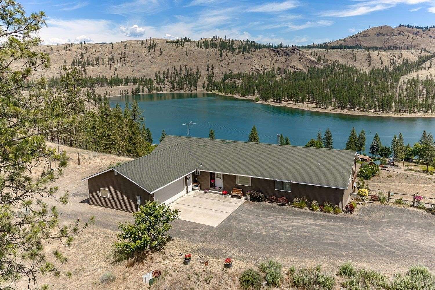 24.5 Acres of Recreational Land with Home for Sale in Davenport, Washington