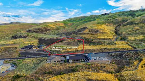 1.37 Acres of Residential Land for Sale in Asotin, Washington