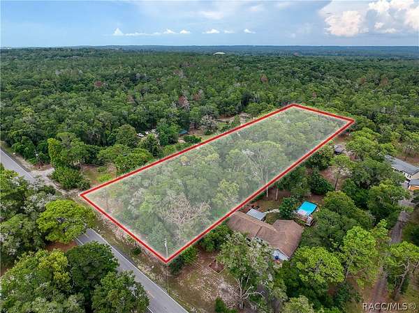 1.37 Acres of Residential Land for Sale in Brooksville, Florida