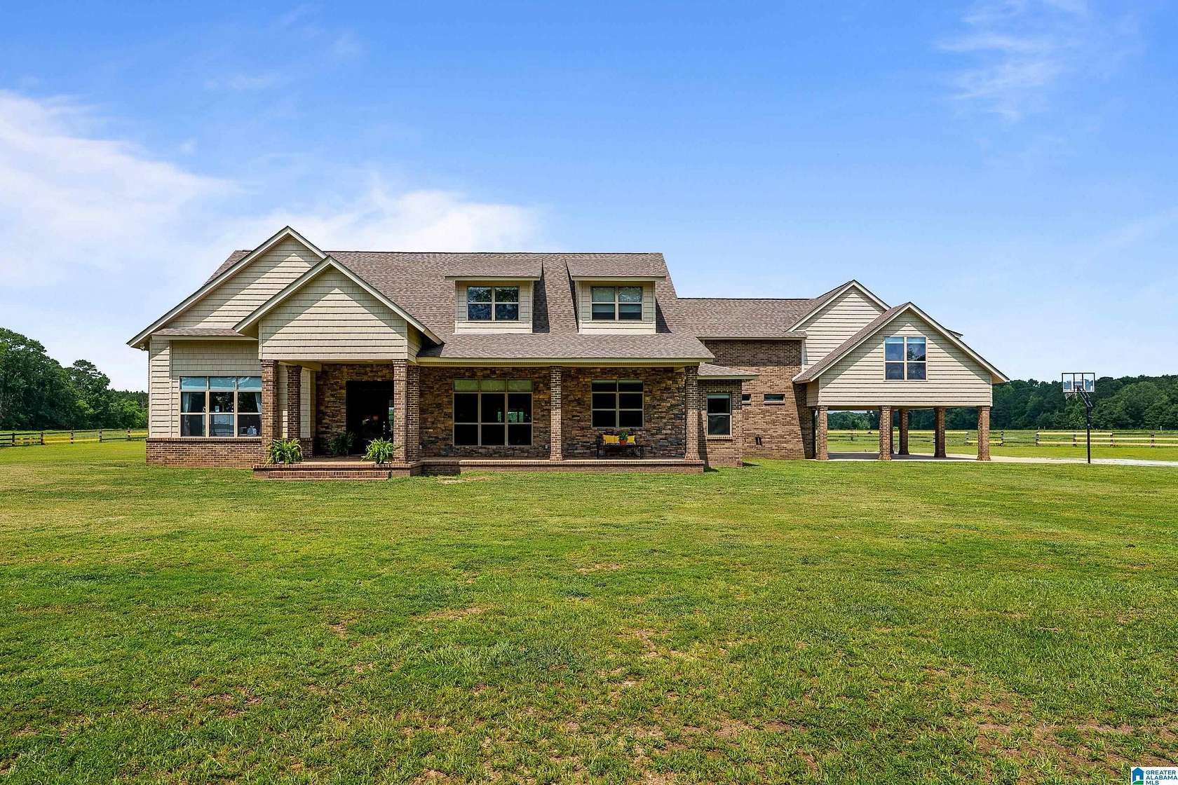 15 Acres of Land with Home for Sale in Wetumpka, Alabama