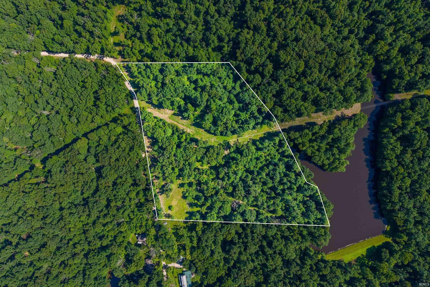 11.4 Acres of Land for Sale in Nashville, Indiana