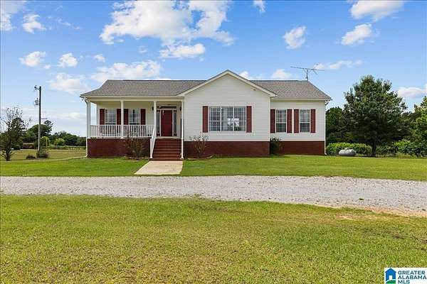 5.5 Acres of Land with Home for Sale in Billingsley, Alabama