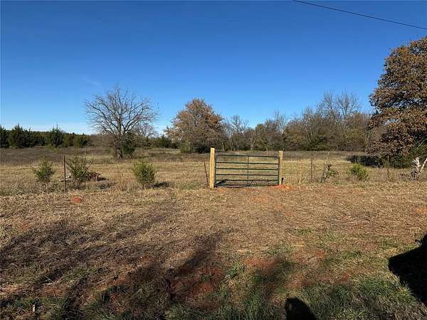 10 Acres of Land for Sale in Noble, Oklahoma
