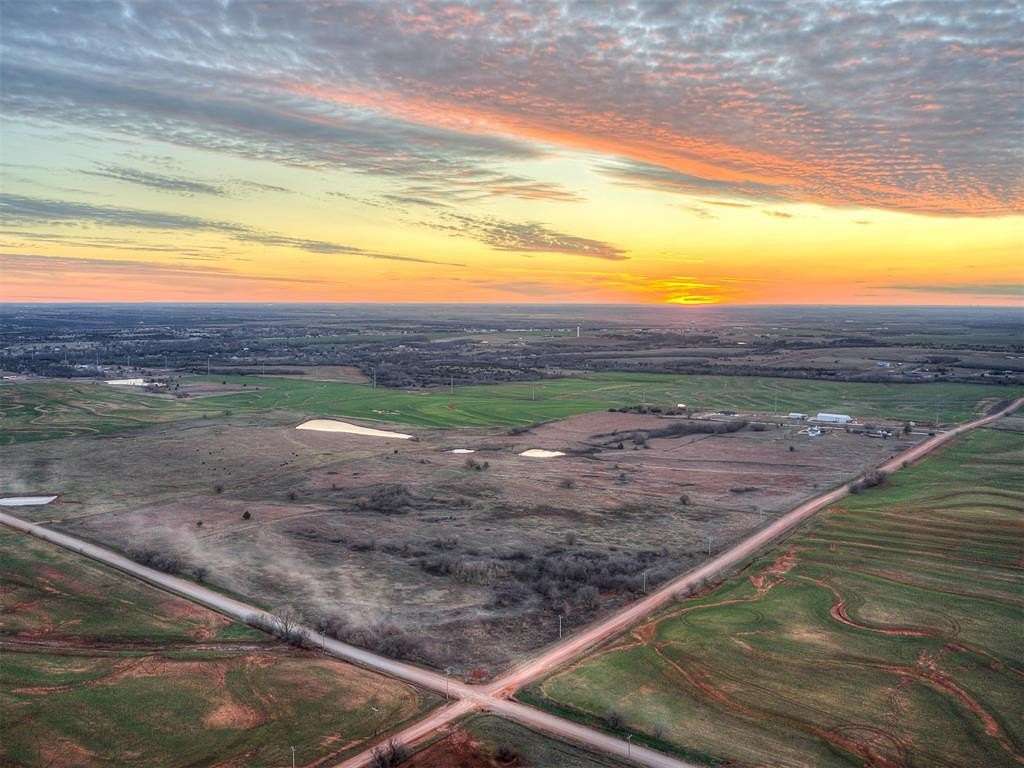 2.5 Acres of Residential Land for Sale in Piedmont, Oklahoma