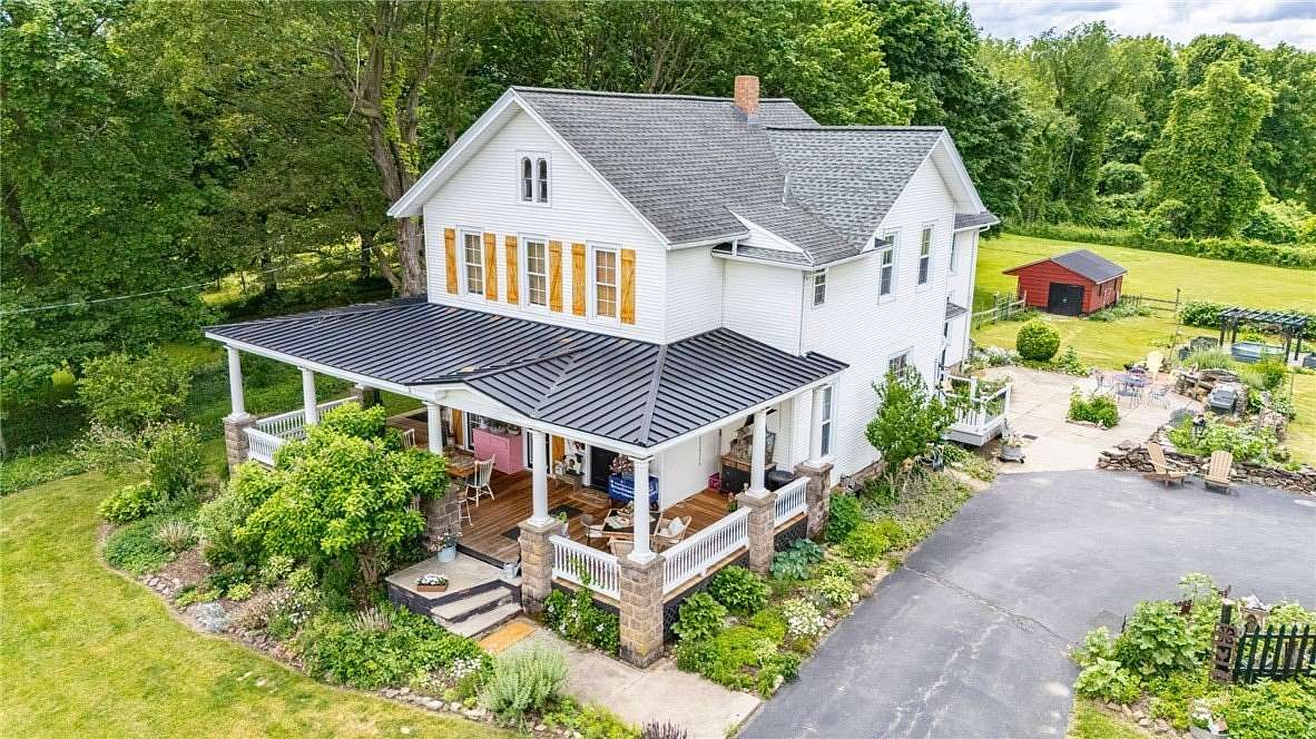4.4 Acres of Land with Home for Sale in Spencerport, New York