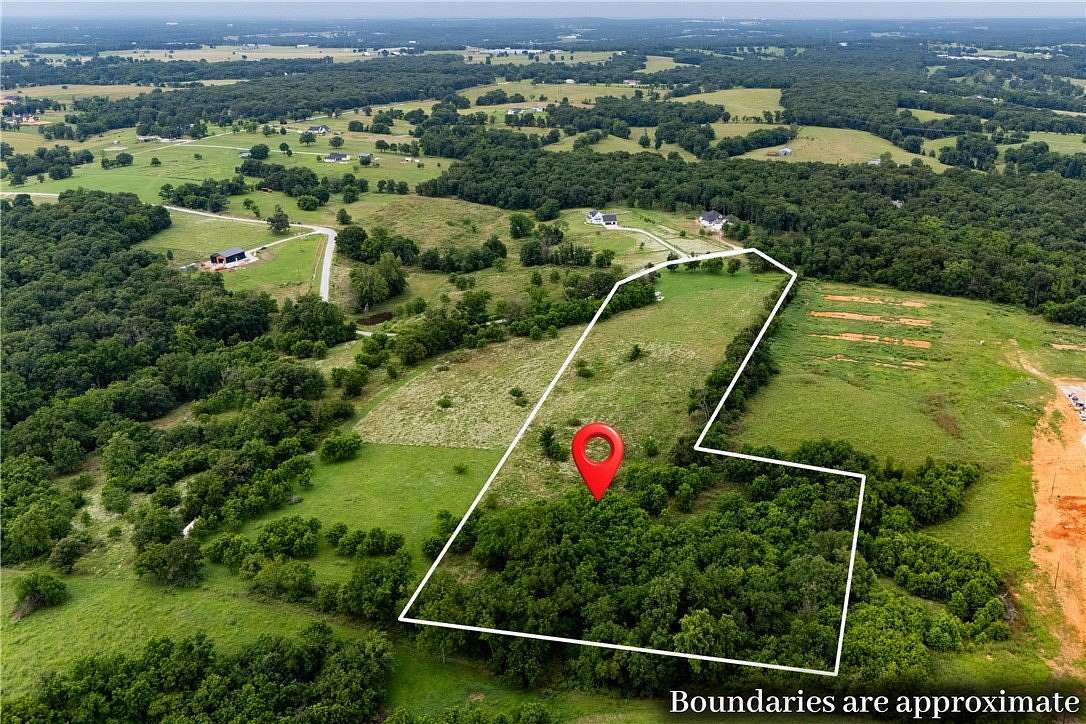 10.9 Acres of Land for Sale in Siloam Springs, Arkansas